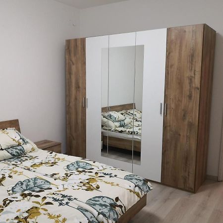 Oasis Apartman Szeged Exterior photo